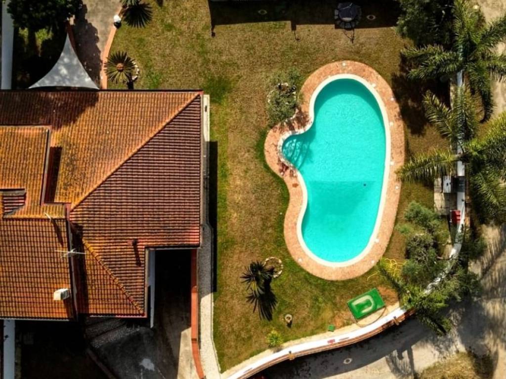 Villa a Terracina in Viale delle Rose, 12 - Foto 4