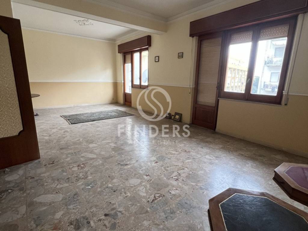 Palazzo / stabile a Reggio calabria in VICO PETRILLINA DIR. VERSACE 15 - Foto 5