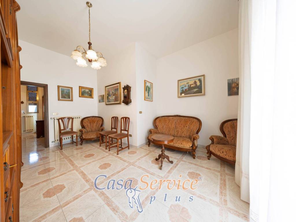 Casa indipendente a Parabita in Via Casa Savoia, 68 - Foto 2