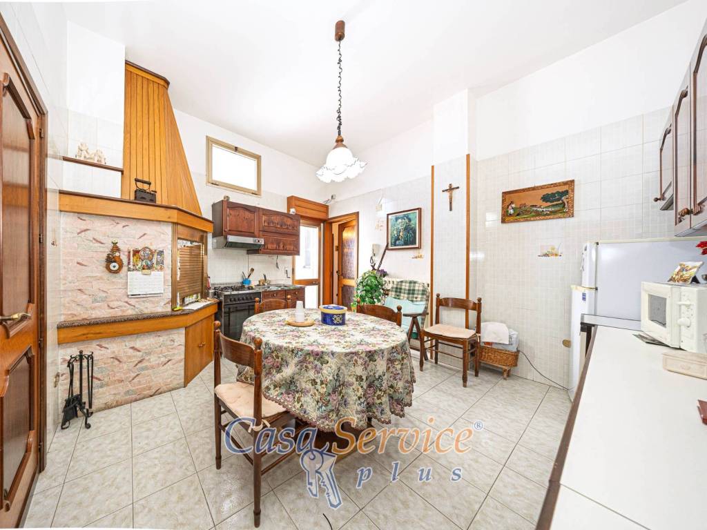 Casa indipendente a Parabita in Via Casa Savoia, 68 - Foto 3