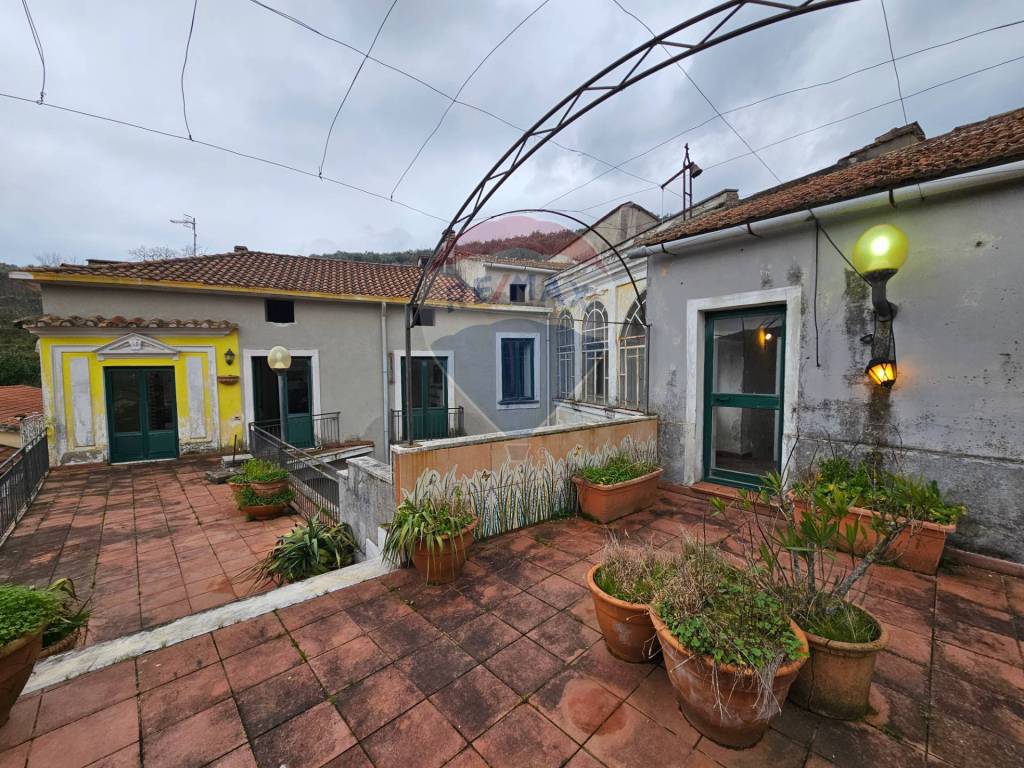 Casa indipendente a Giffoni sei casali in via Le Piazze, 27 - Foto 2