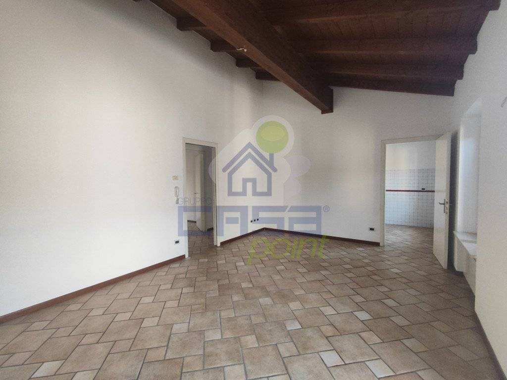 Appartamento a Cappella de' picenardi in via xxv aprile - Foto 4