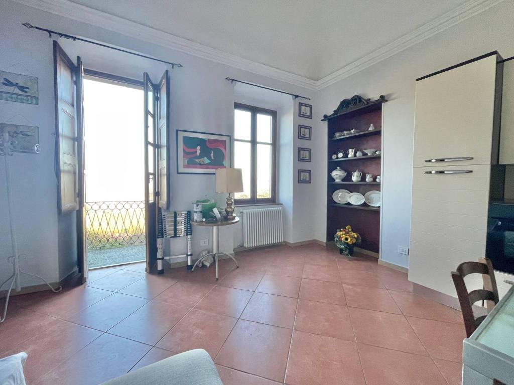 Appartamento a Calosso in Via Regina Margherita, 5 - Foto 2