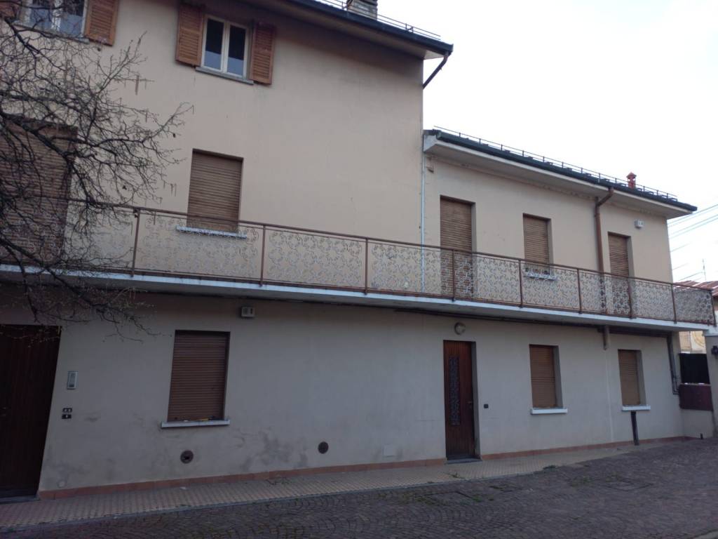 Villa a Albizzate in Piazza San Marco, 5 - Foto 2