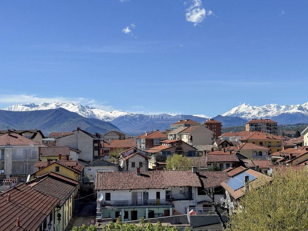Appartamento a Orbassano in Via Nazario Sauro 12/A - Foto 4