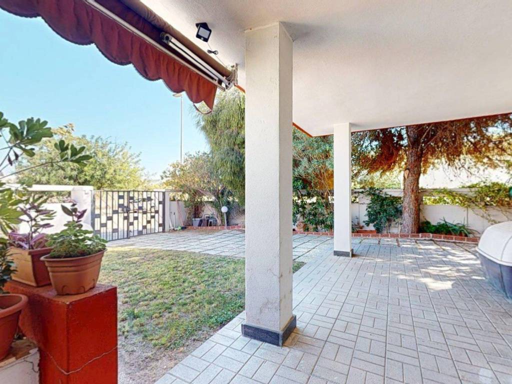 Casa indipendente a Quartu sant'elena in Via Meilogu - Foto 5