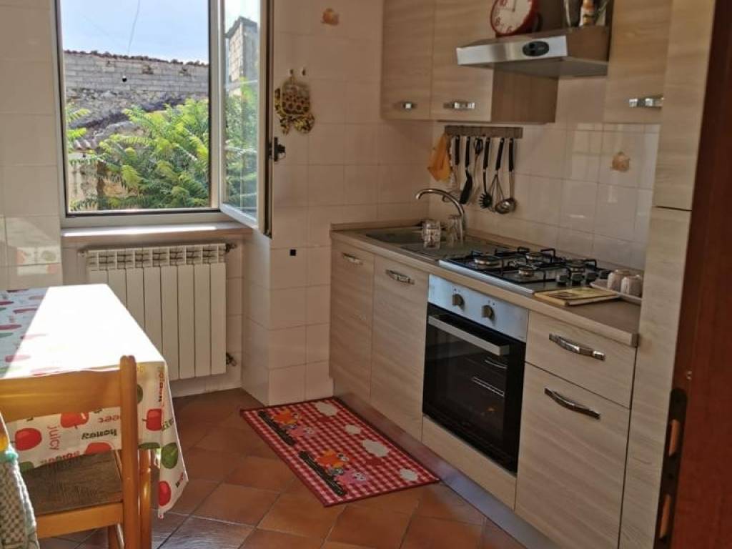 Appartamento a Pizzoli in Via Picchione, 1 - Foto 2