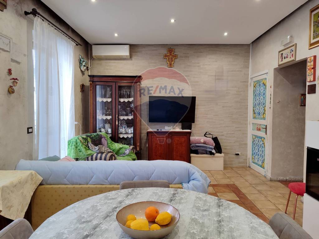 Casa indipendente a Taormina in Via Francavilla, 293 - Foto 3