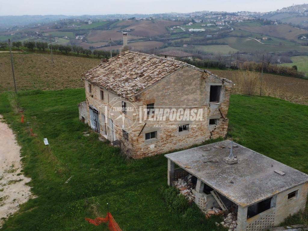 Rustico / casale a Monte urano in Via Ete Morto - Foto 3