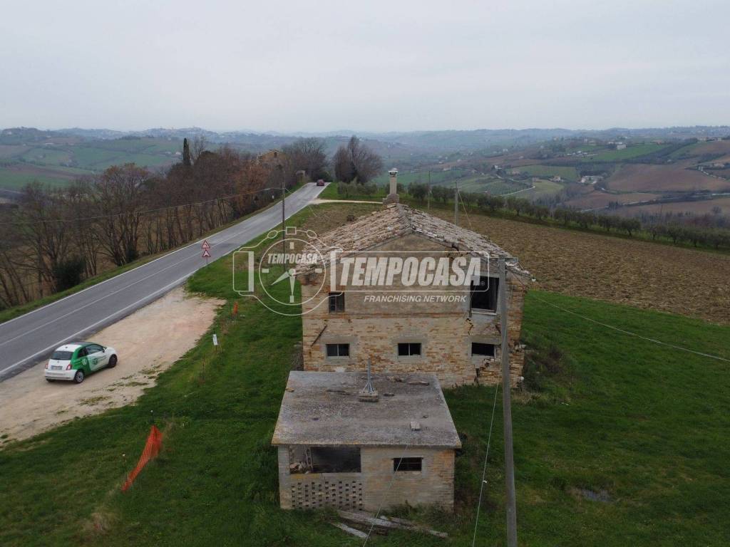 Rustico / casale a Monte urano in Via Ete Morto - Foto 4
