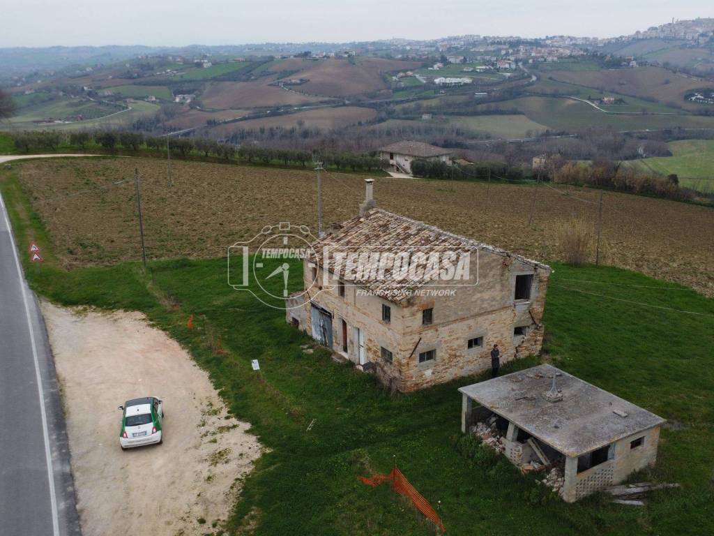 Rustico / casale a Monte urano in Via Ete Morto - Foto 5