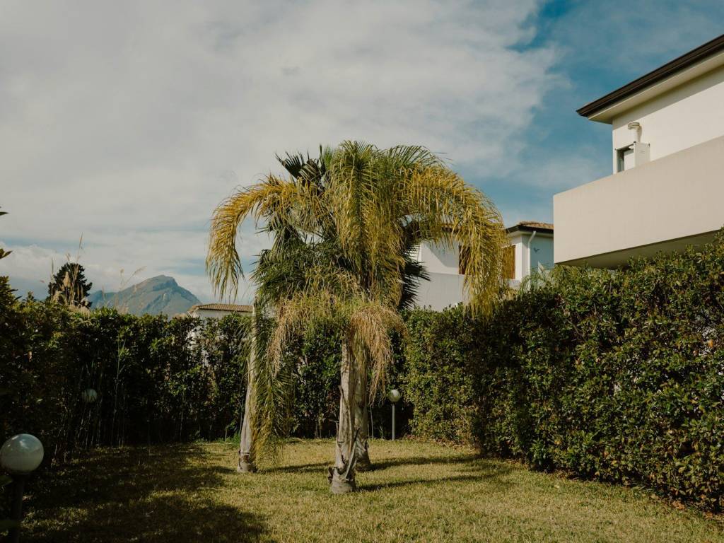 Villa a Campofelice di roccella in Contrada Pistavecchia - Foto 2