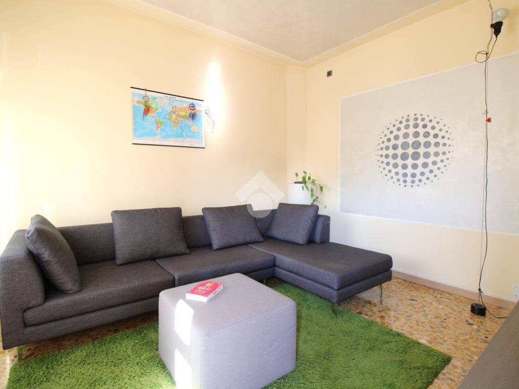 Villa a Montecchio maggiore in Via Archimede, 38 - Foto 2