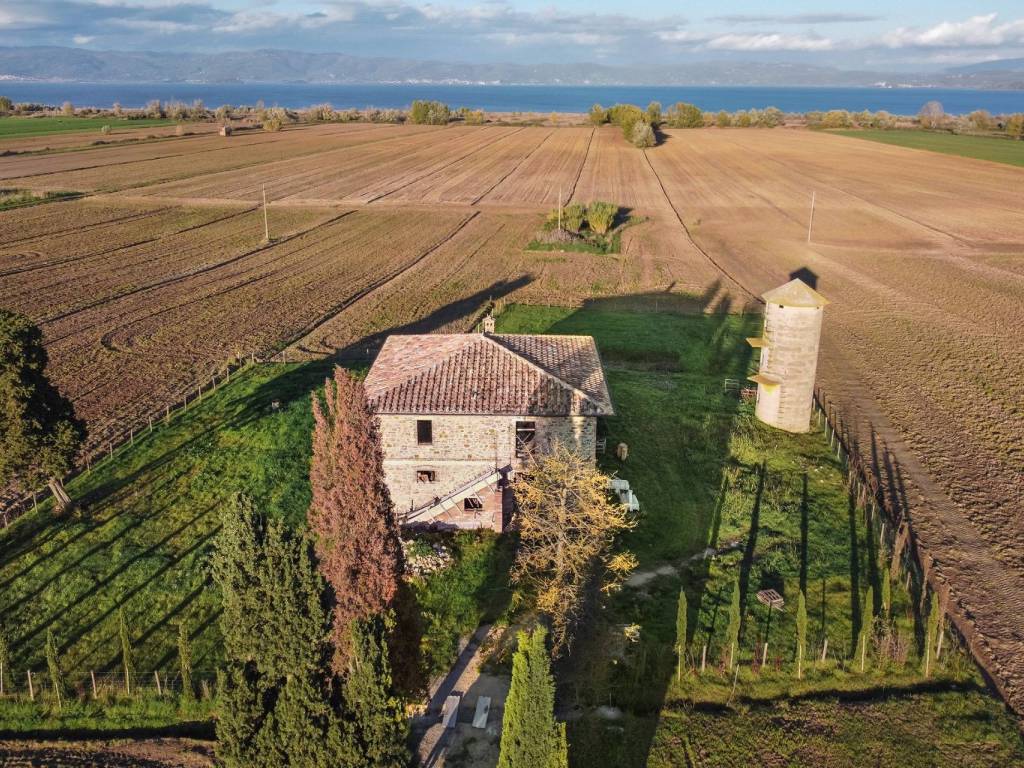Rustico / casale a Castiglione del lago in castiglione del lago - Foto 4