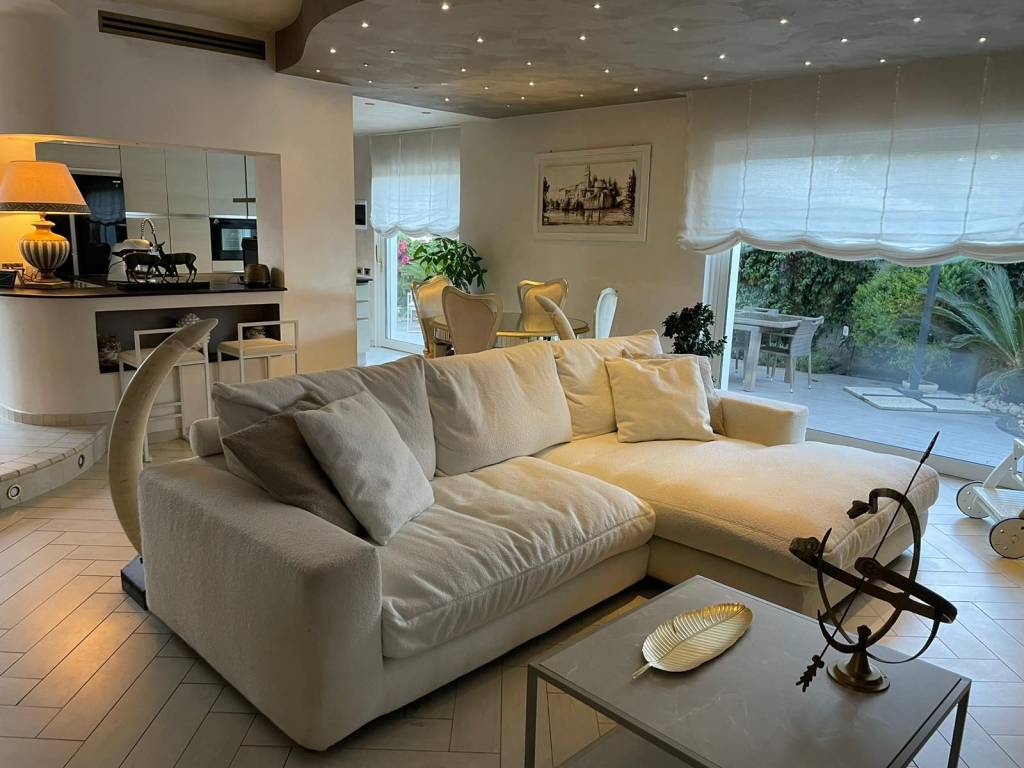 Villa a San felice circeo in Viale Principe Stanislao Poniatowski - Foto 4
