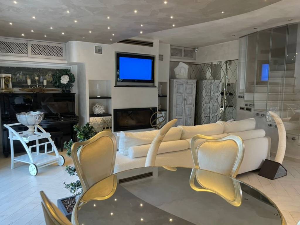 Villa a San felice circeo in Viale Principe Stanislao Poniatowski - Foto 5