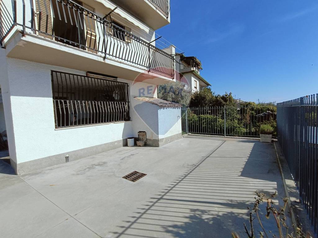 Casa indipendente a Mozzagrogna in Via Asilo, 1 - Foto 4