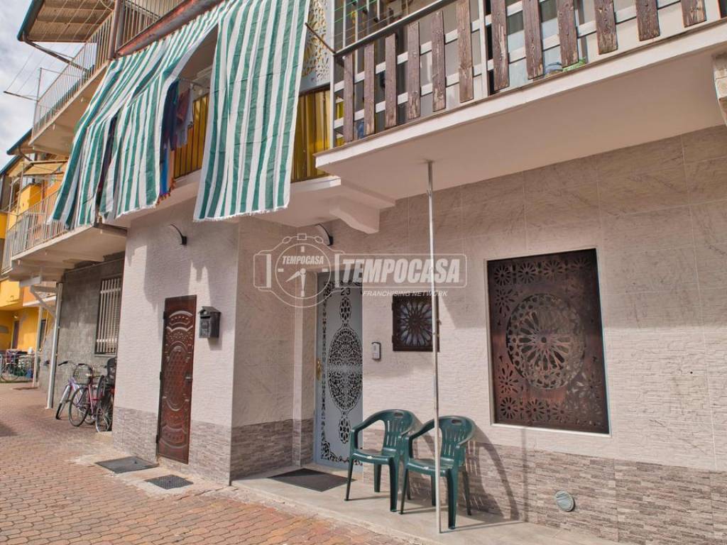 Casa indipendente a Trecate in Via Benedetto Cairoli - Foto 2