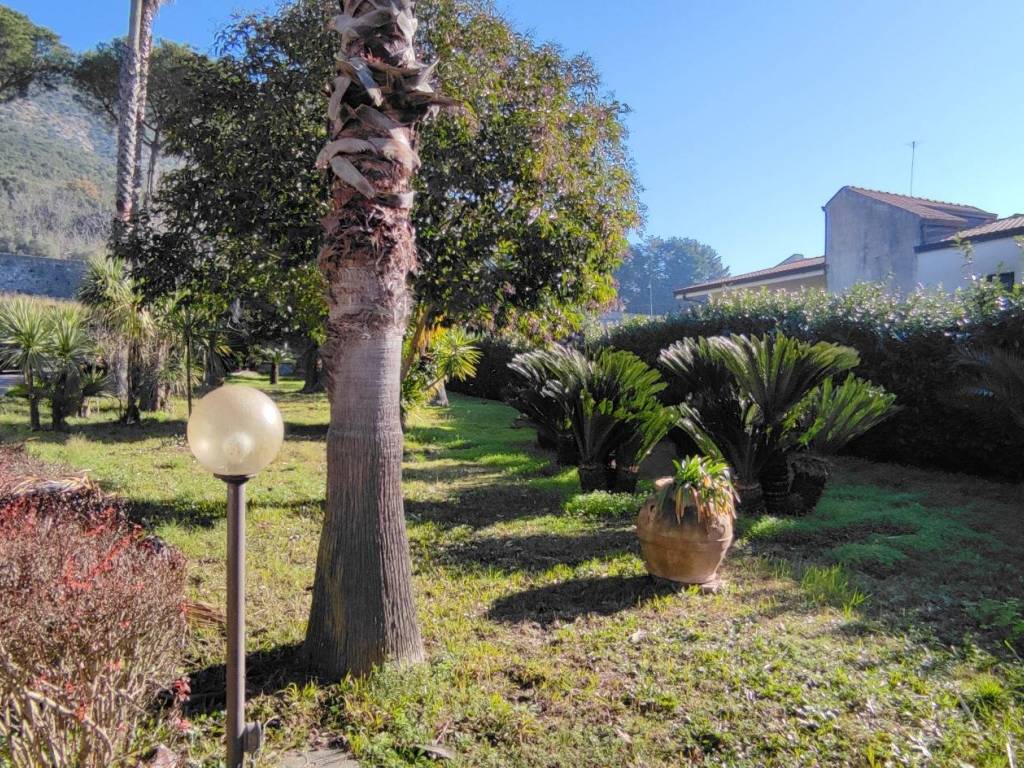 Villa a Caserta in Strada Statale Sannitica - Foto 5