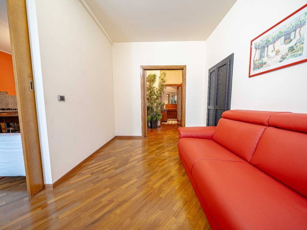 Appartamento a Sondrio in Via Antonio Longoni - Foto 2