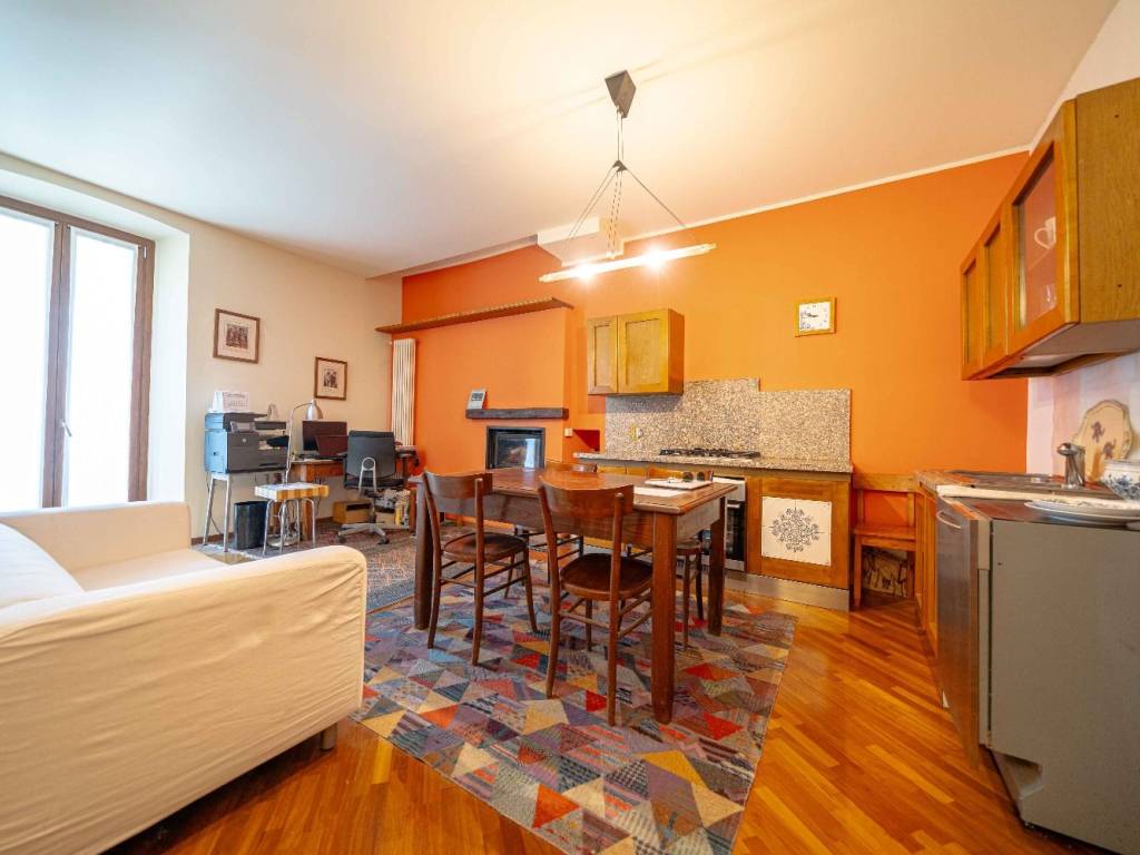 Appartamento a Sondrio in Via Antonio Longoni - Foto 5