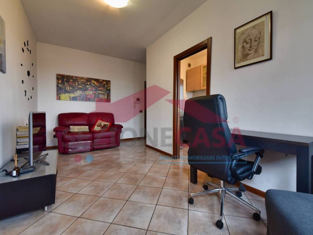 Appartamento a Caronno pertusella in Corso Italia - Foto 2