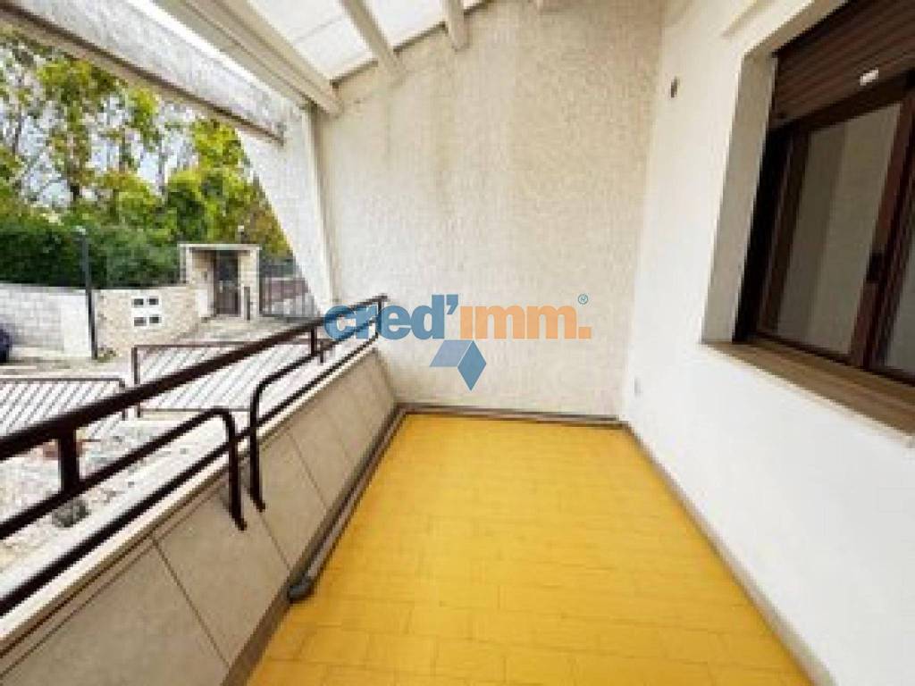 Appartamento a Bisceglie in Via Mauro dell'Olio, 30 - Foto 3