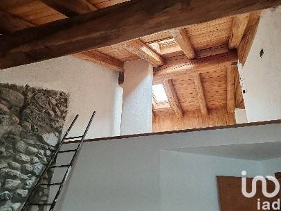 Appartamento a Cesana torinese in Via Armand, 2 - Foto 3