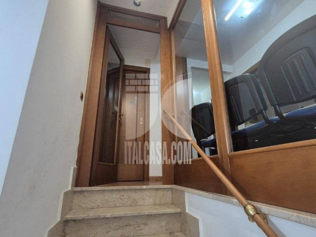 Appartamento a Crotone in via roma - Foto 4