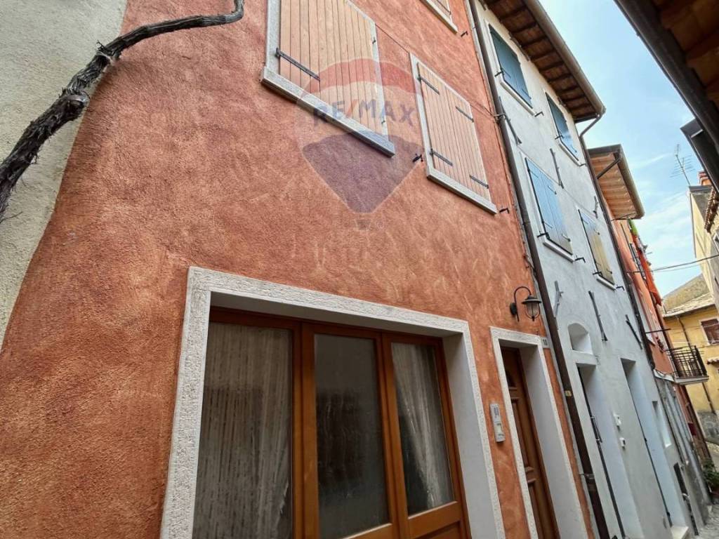 Rustico / casale a Brenzone sul garda in via Cortivi, 10 - Foto 3
