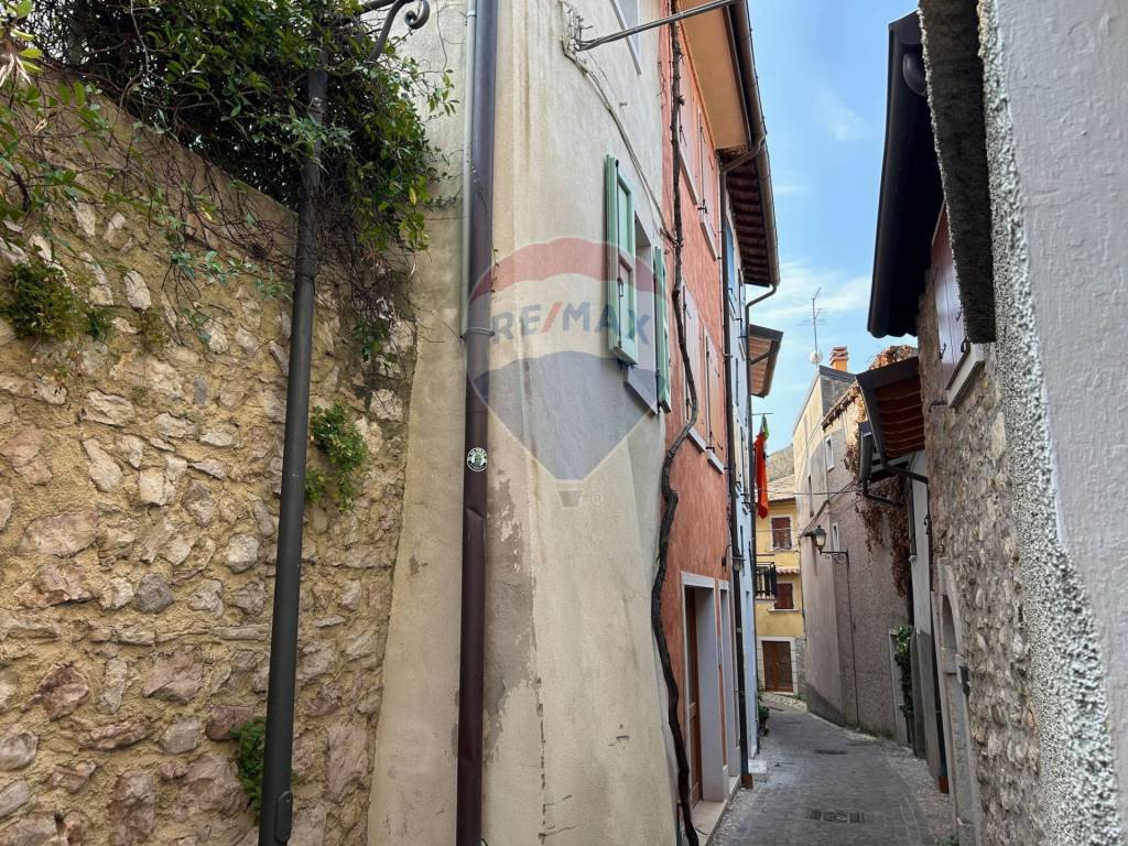 Rustico / casale a Brenzone sul garda in via Cortivi, 10 - Foto 4