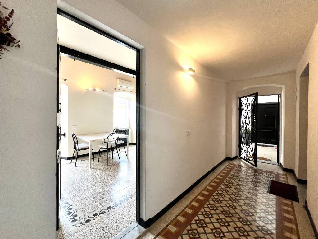 Appartamento a Sarzana in Via Porta Parma, 12 - Foto 2