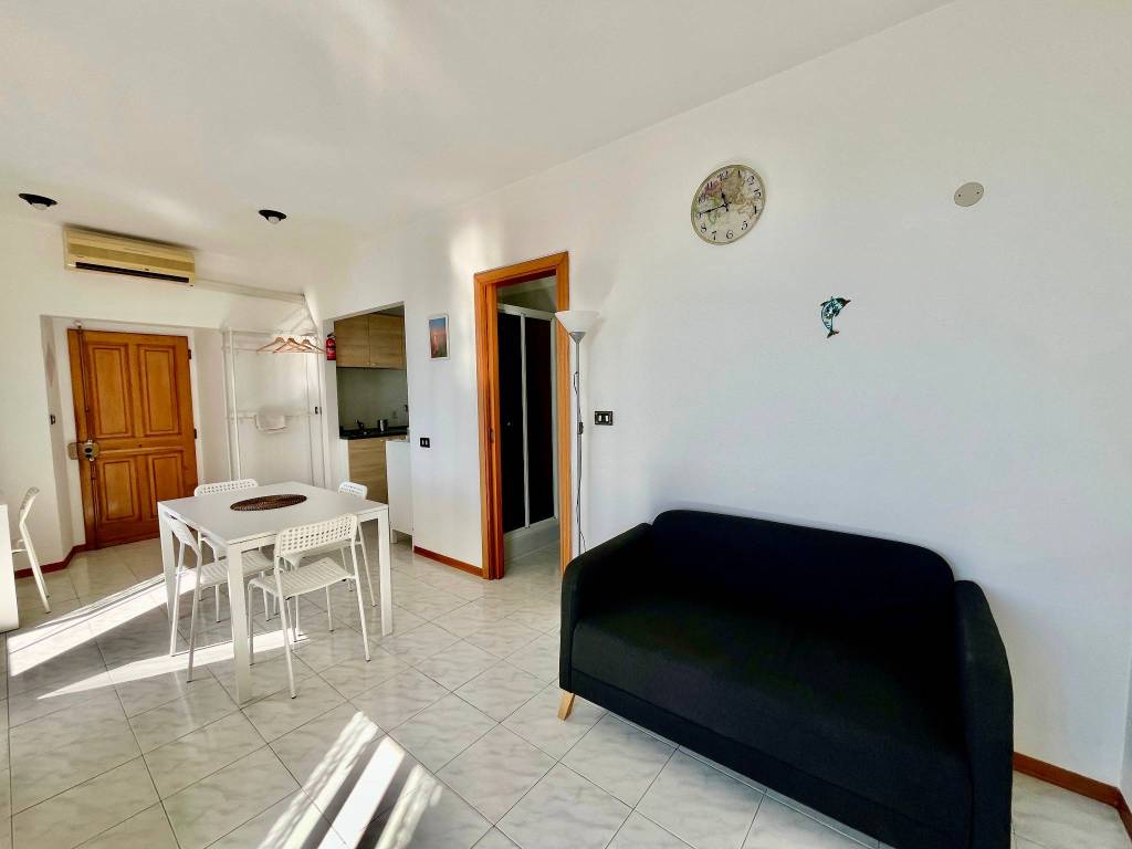 Appartamento a Recco in Via Cristoforo Colombo, 13 - Foto 2