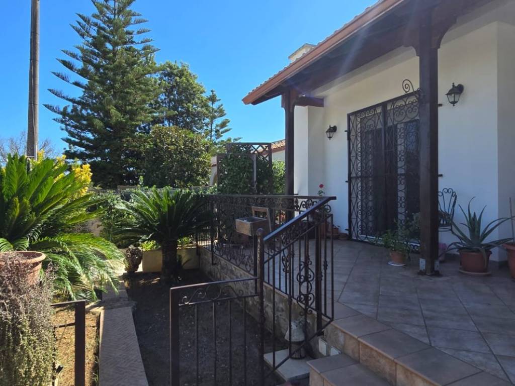 Villa a Nardò in Via Feudo di Santa Venerdia, 32 - Foto 2