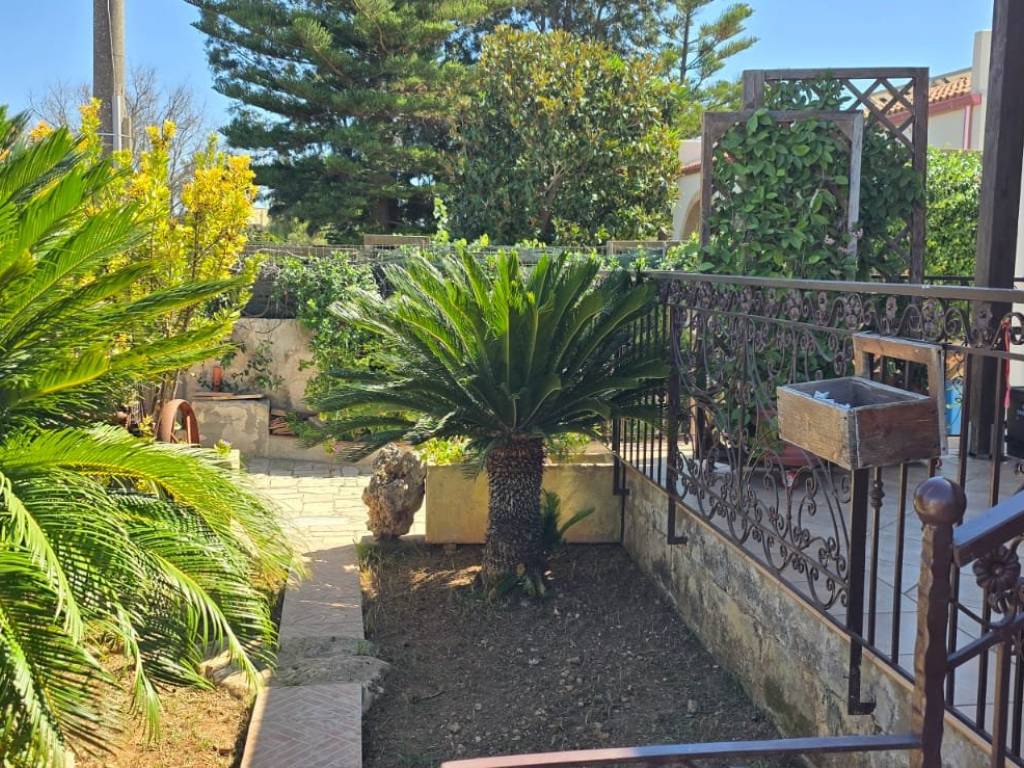 Villa a Nardò in Via Feudo di Santa Venerdia, 32 - Foto 4