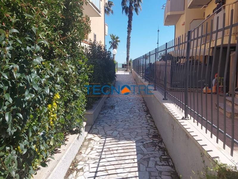 Appartamento a Martinsicuro in Lungomare Europa, 120 - Foto 3