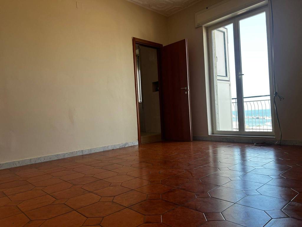 Appartamento a Manfredonia in Via Salapia - Foto 2