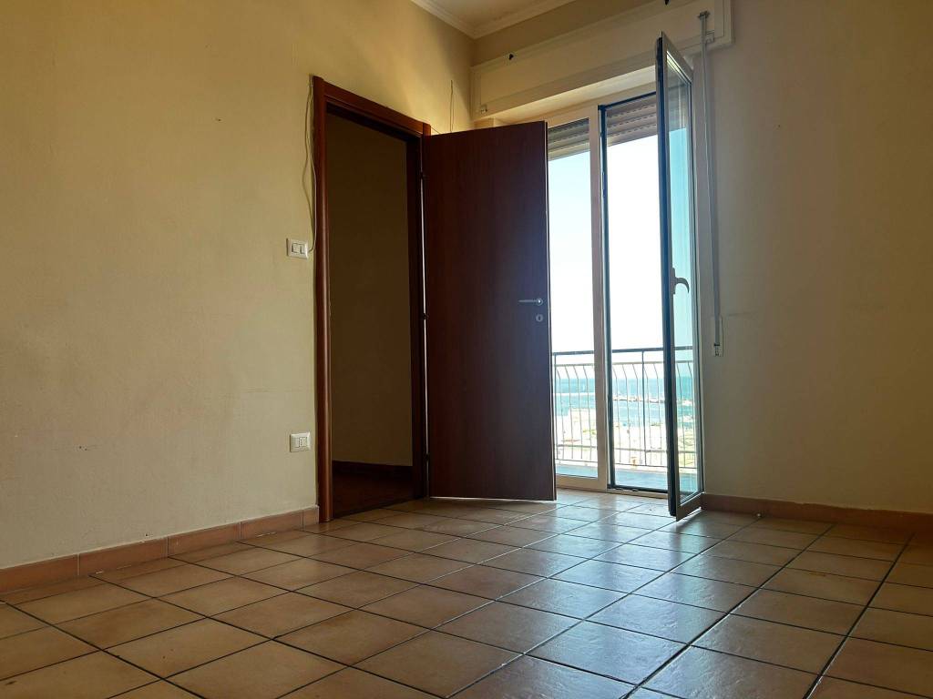 Appartamento a Manfredonia in Via Salapia - Foto 3