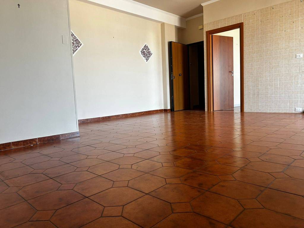Appartamento a Manfredonia in Via Salapia - Foto 4
