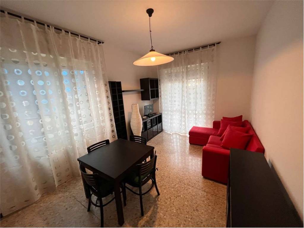 Appartamento a Como in Via Muggiò - Foto 3
