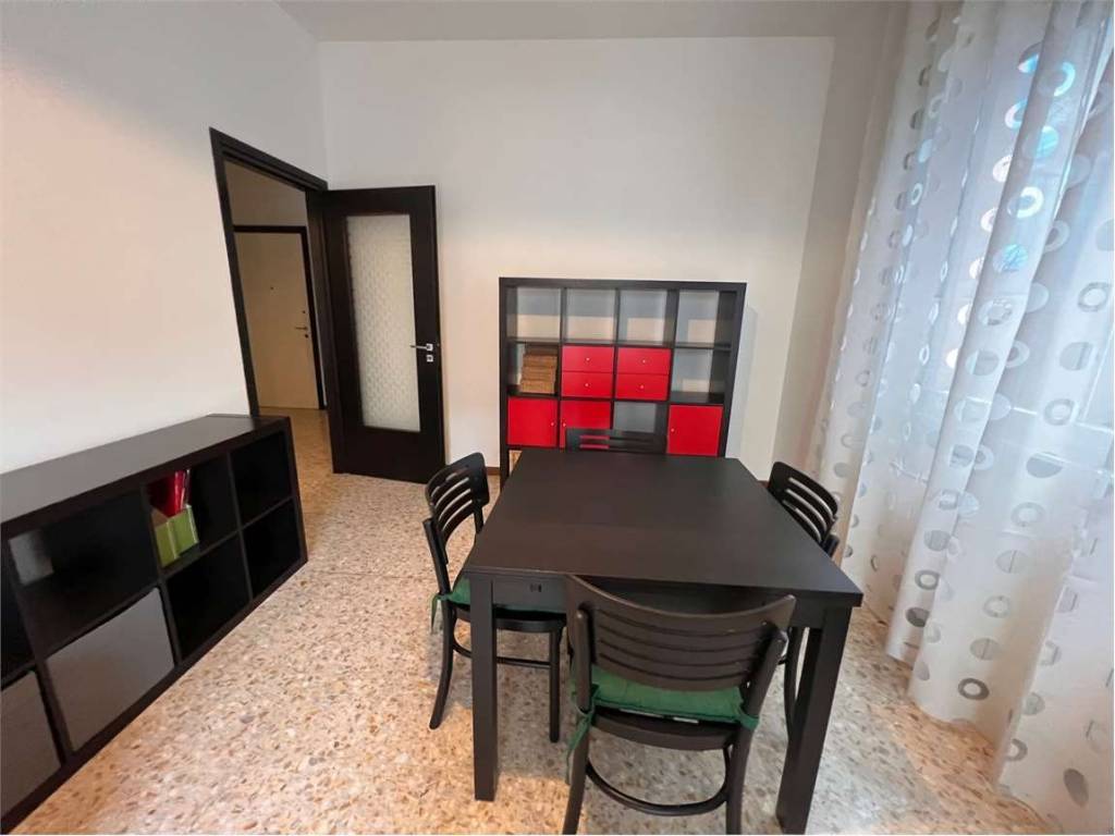 Appartamento a Como in Via Muggiò - Foto 4
