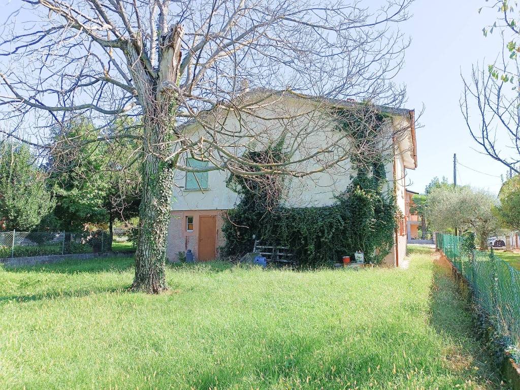 Villa a Corno di rosazzo in Via Jacopo Pirona, 11 - Foto 5
