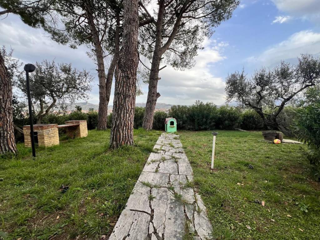 Villa a Cepagatti in Via Sicilia, 2 - Foto 5