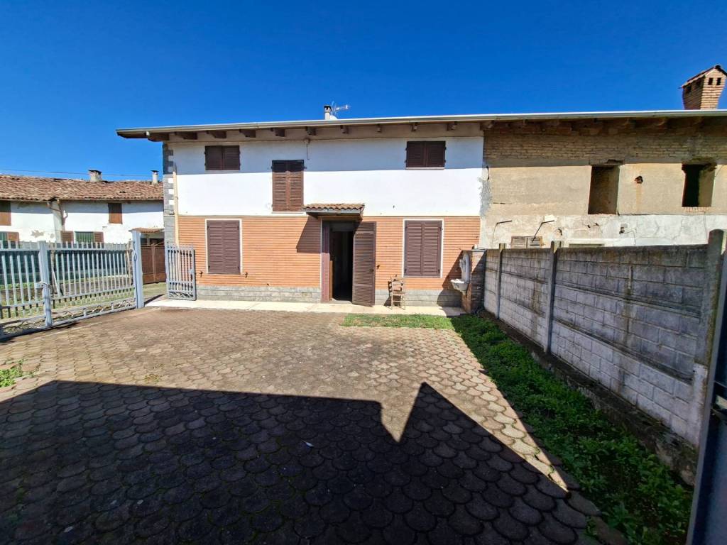Casa indipendente a Alessandria in Via Raggi - Foto 3