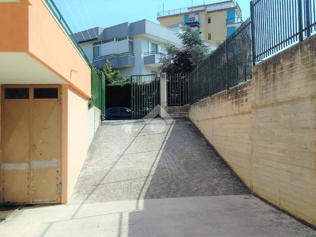 Box / garage a Manfredonia in Via Orto Sdanga, 104 - Foto 5