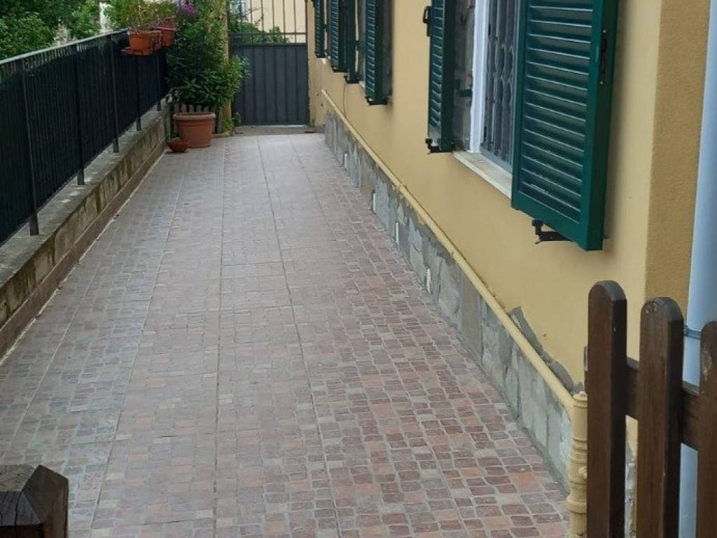 Appartamento a Savona in Via Pippo Garibaldi - Foto 2