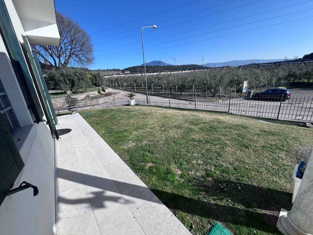 Villa a Affi in Via Belvedere, 15 - Foto 3