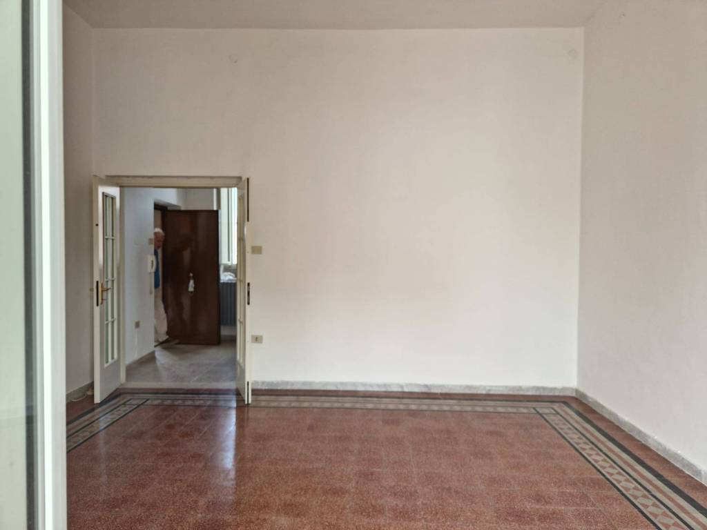 Appartamento a Foggia in Piazza De Carolis, 12 - Foto 4