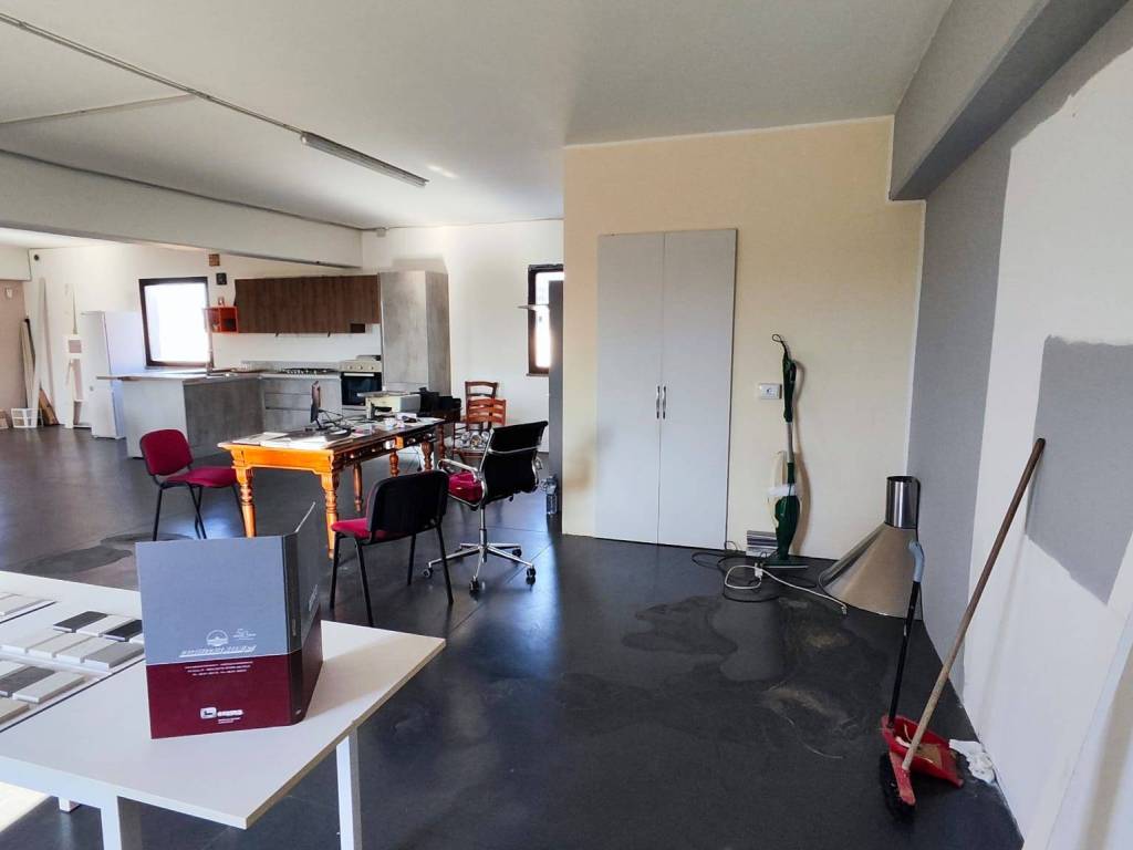 Immobile a Viterbo in Strada Regionale Cassia - Foto 2