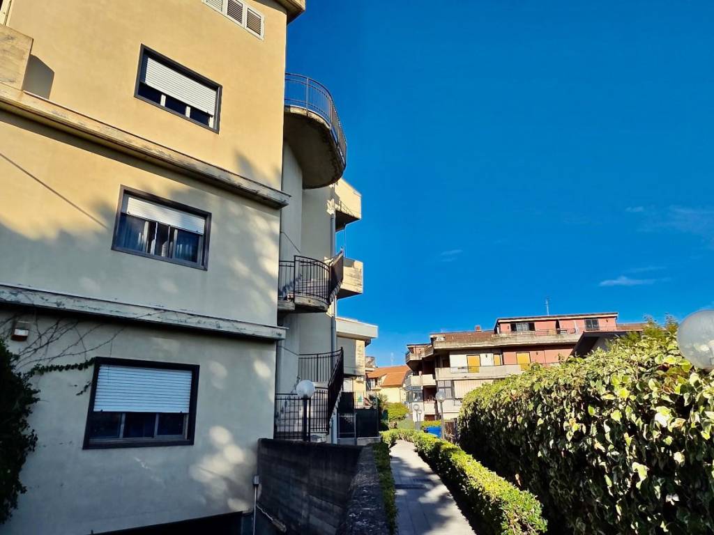 Appartamento a Gravina di catania in Via Simeto, 21 - Foto 2
